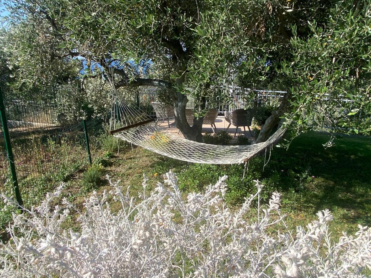 Casa Vista Mare - Superb Garden And Parking Included Villa Imperia Exteriör bild