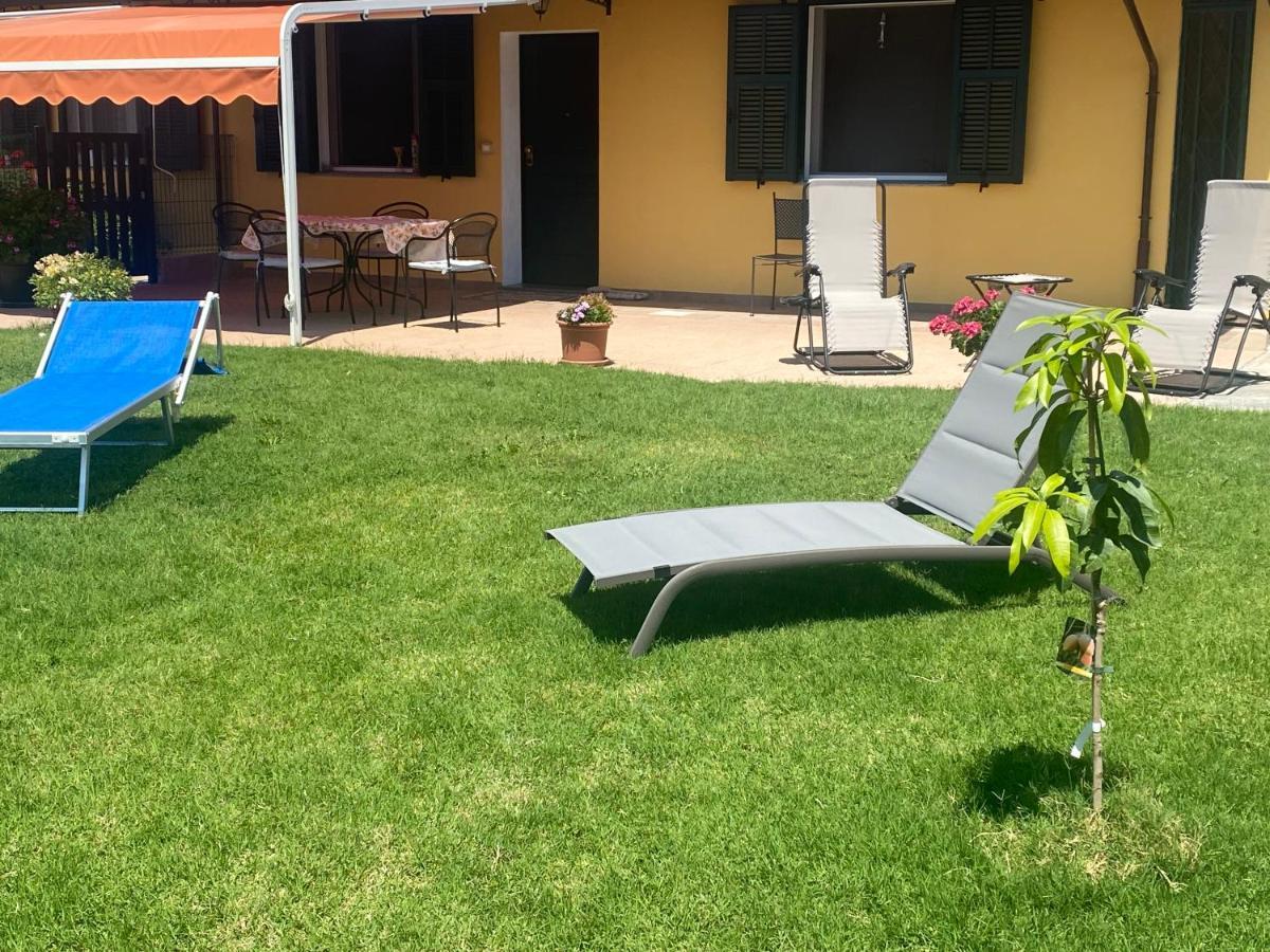 Casa Vista Mare - Superb Garden And Parking Included Villa Imperia Exteriör bild